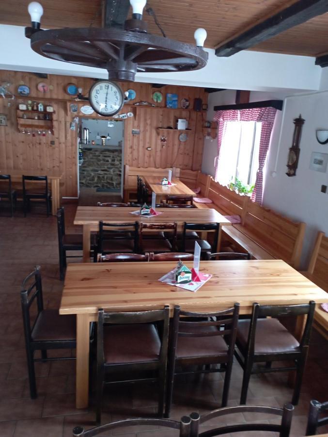 Penzion Hraničář Loučná pod Klínovcem Esterno foto