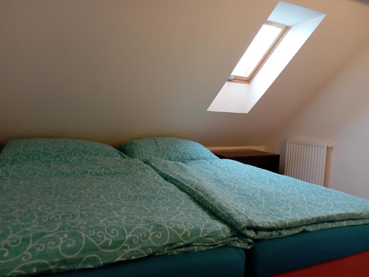 Penzion Hraničář Loučná pod Klínovcem Esterno foto
