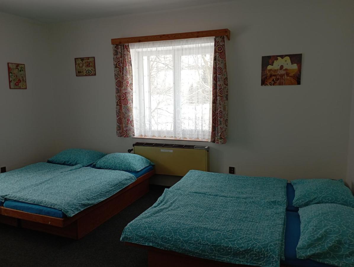 Penzion Hraničář Loučná pod Klínovcem Esterno foto
